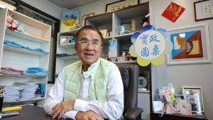 Учените разработват нов кристал, постигайки пробив във вакуумния ултравиолетов лазер