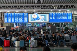 Първият нощен високоскоростен тръгва от Гуанджоу за Ухан