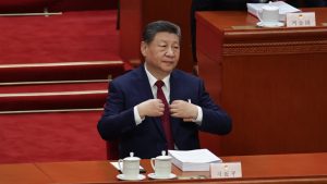 Си Дзинпин призовава провинциалните сили на Китай да ръководят технологиите на „две сесии“