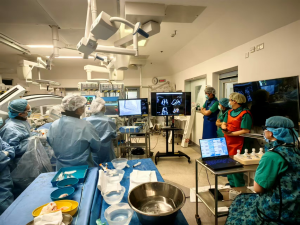 Роботизирана система, използвана в първата по рода си операция на сърдечна клапа в Хонконг