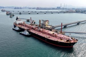 Защо сделката за реактивно гориво на Китай с Австралия подчертава балансиращия акт на Канбера